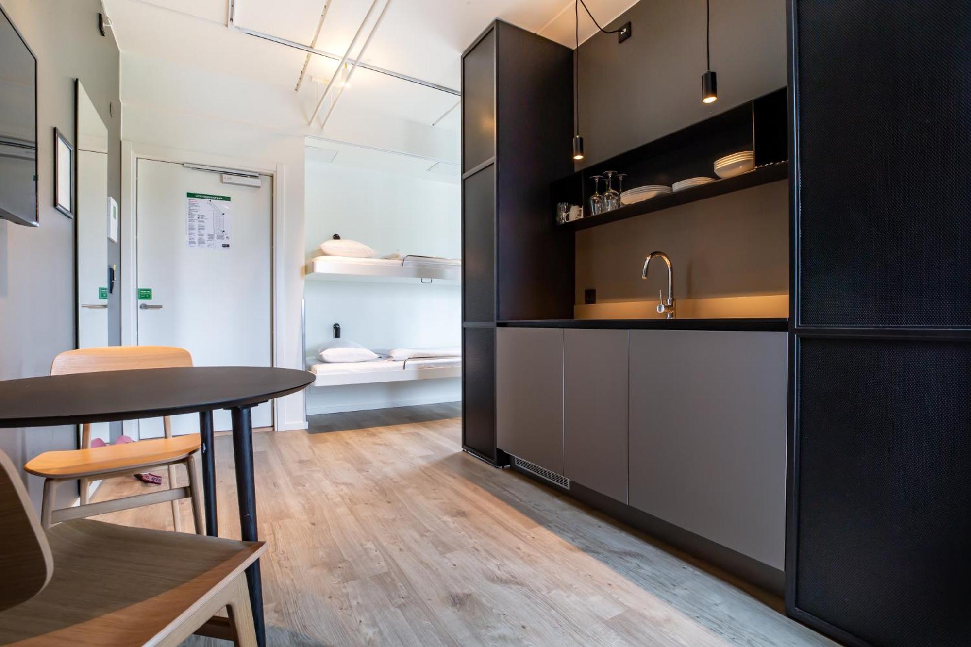First Hotel Stockholm North Upplands-Väsby Eksteriør bilde