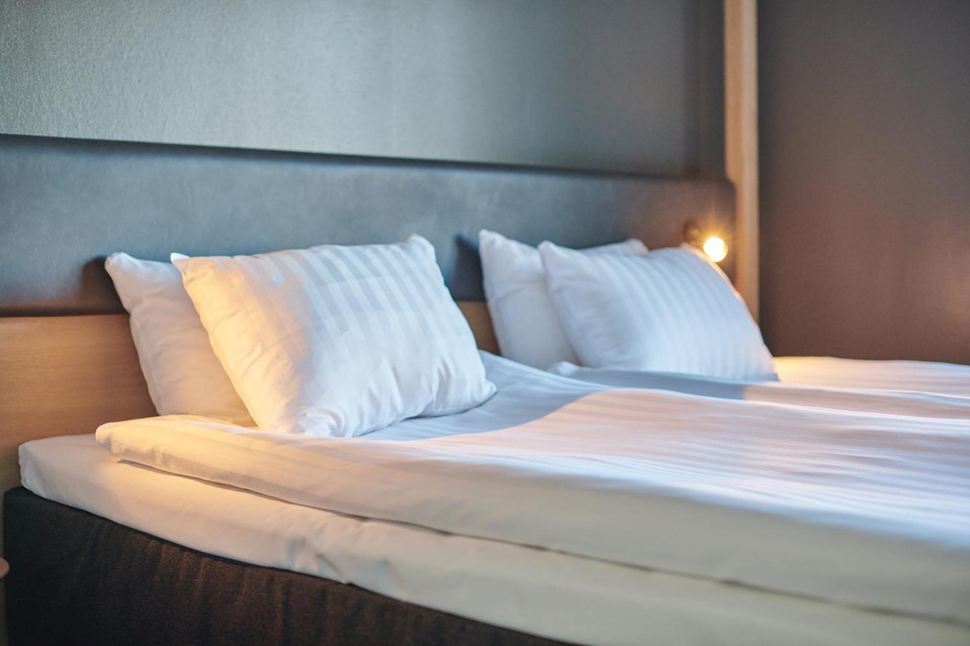 First Hotel Stockholm North Upplands-Väsby Eksteriør bilde